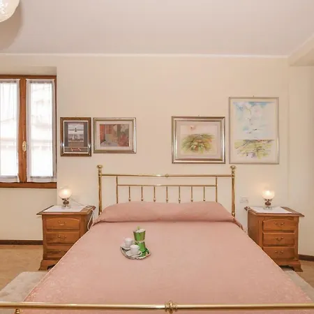 Apartment S, Antonio Saló
