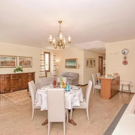 S, Antonio Apartment *